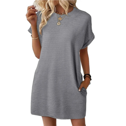 Marina | Casual minimalist round-neck dress