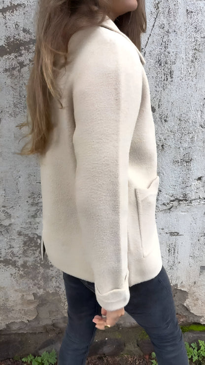 Fulvia | Stylish Zip-Up Lapel Jacket