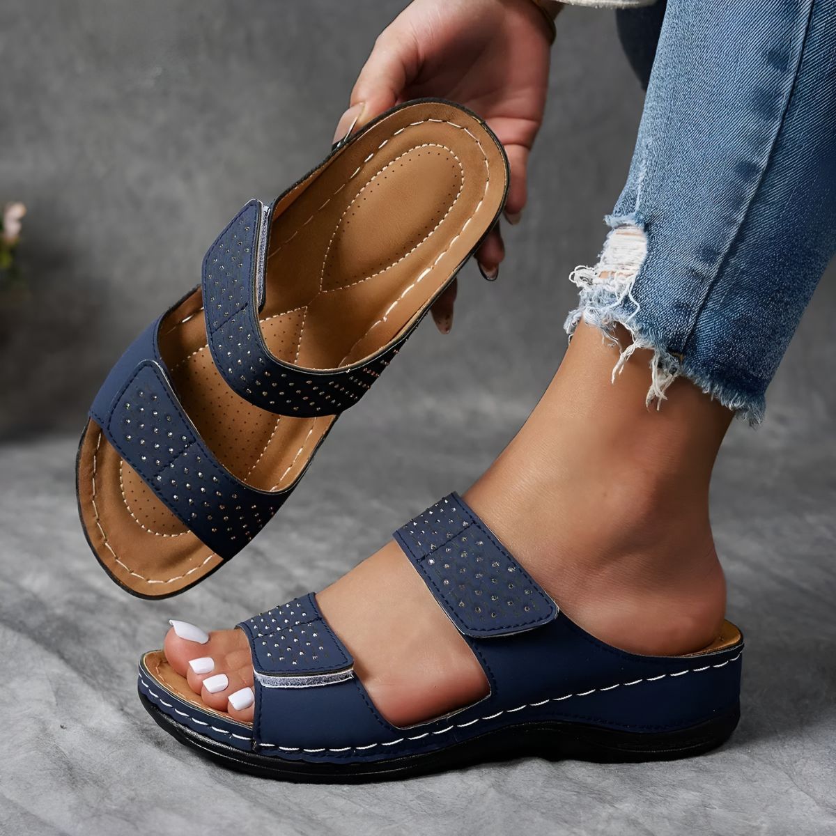 Gwendolyn | Elegant orthopaedic sandals for all-day comfort